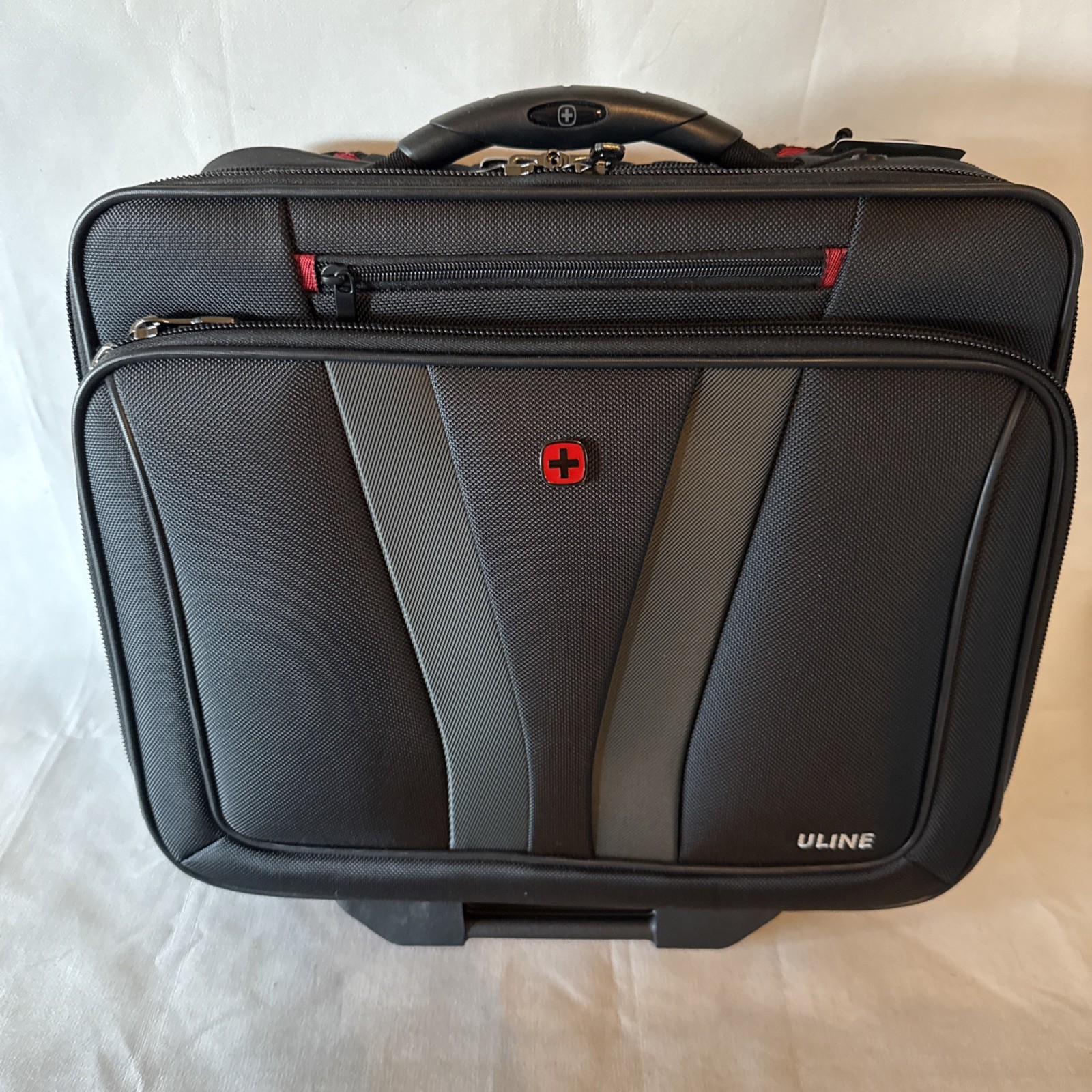 Wenger Granada Pro Wheeled Laptop  Business Case With 15.6" Laptop Pocket Black