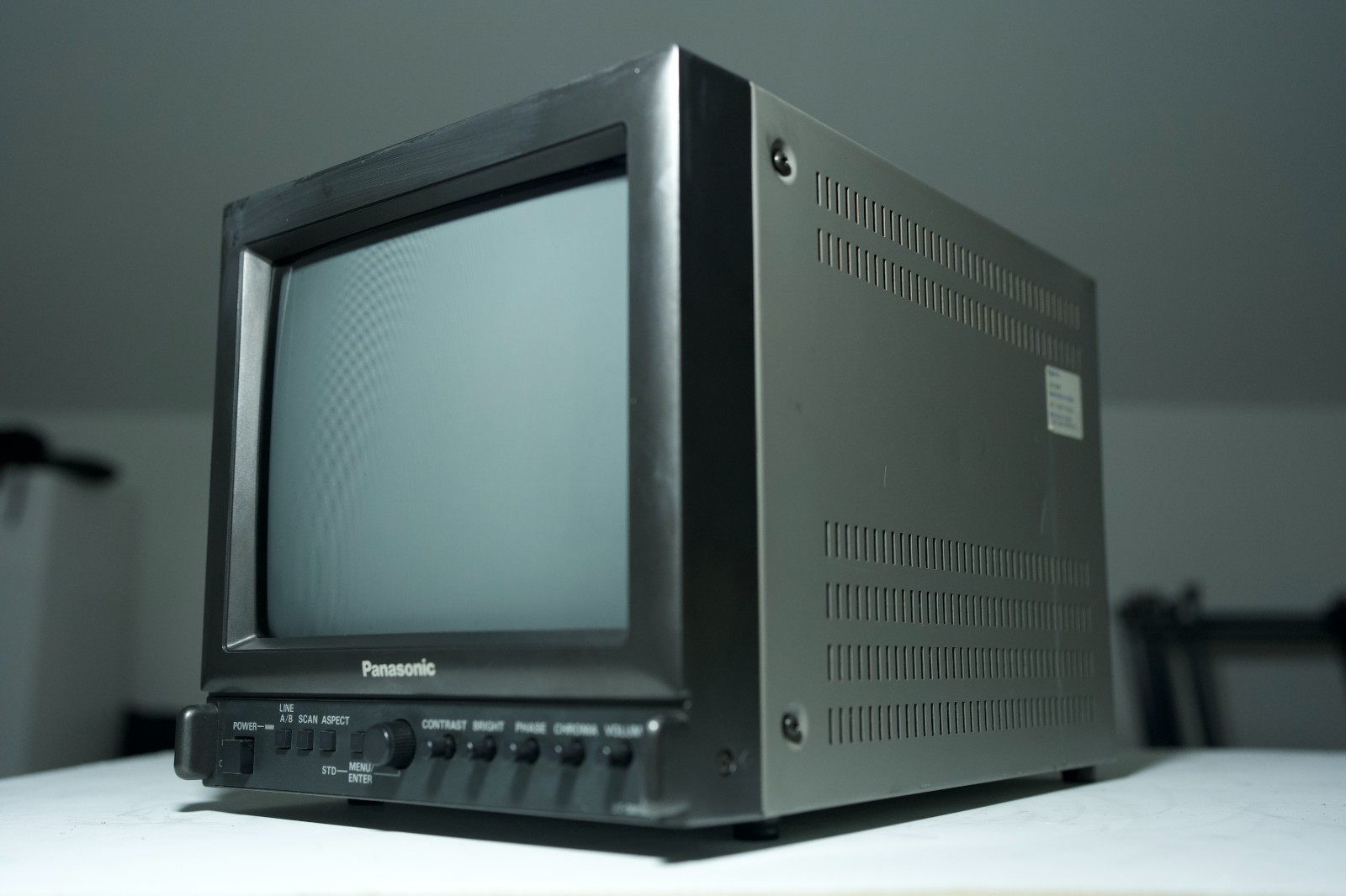 PANASONIC BT-S915DA 9" VINTAGE PROFESSIONAL CRT MONITOR *RARE*
