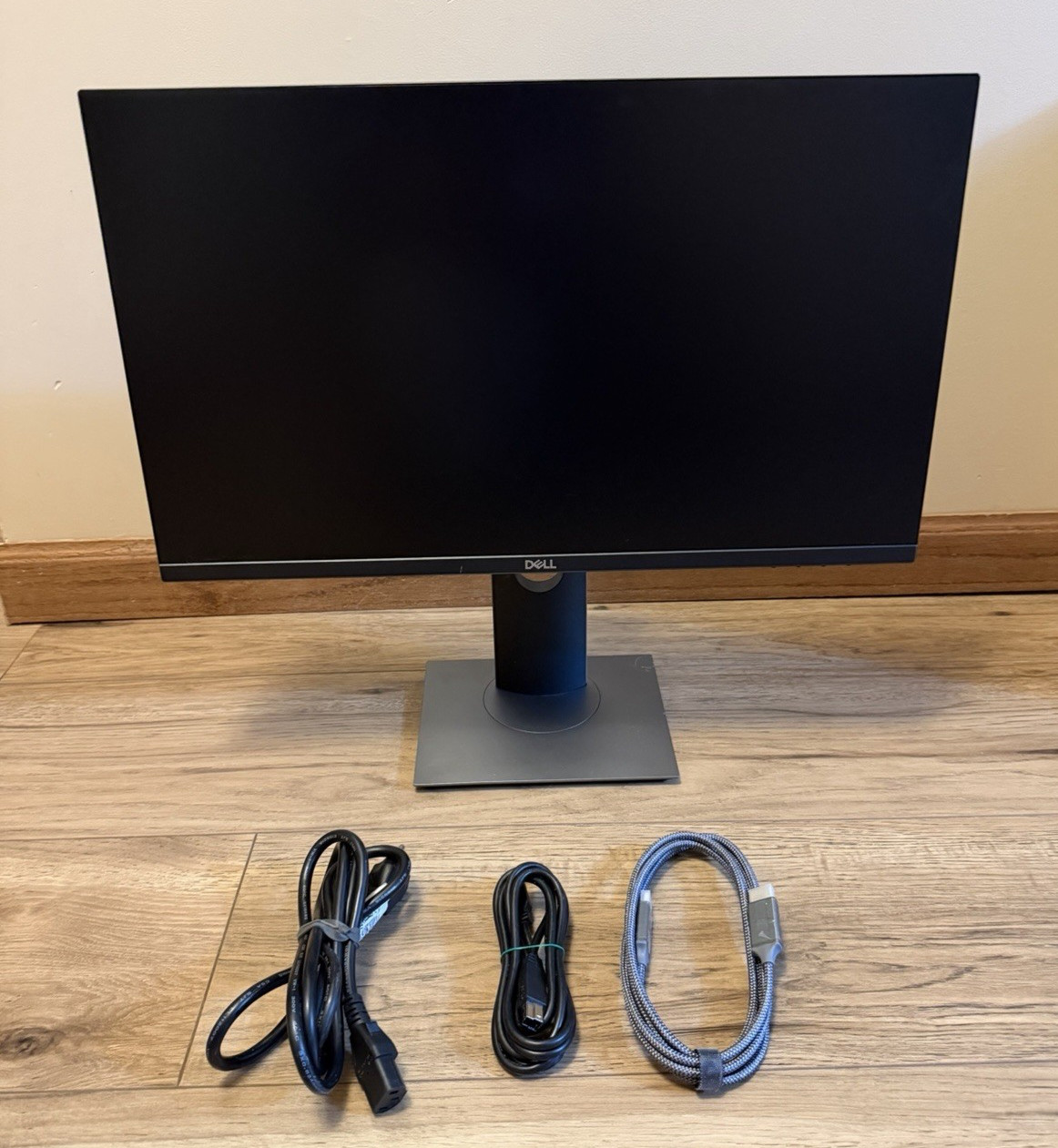 Dell P2419H 24" Widescreen HDMI DP VGA LED Monitor 1920 x 1080 w/AC, HDMI Cables