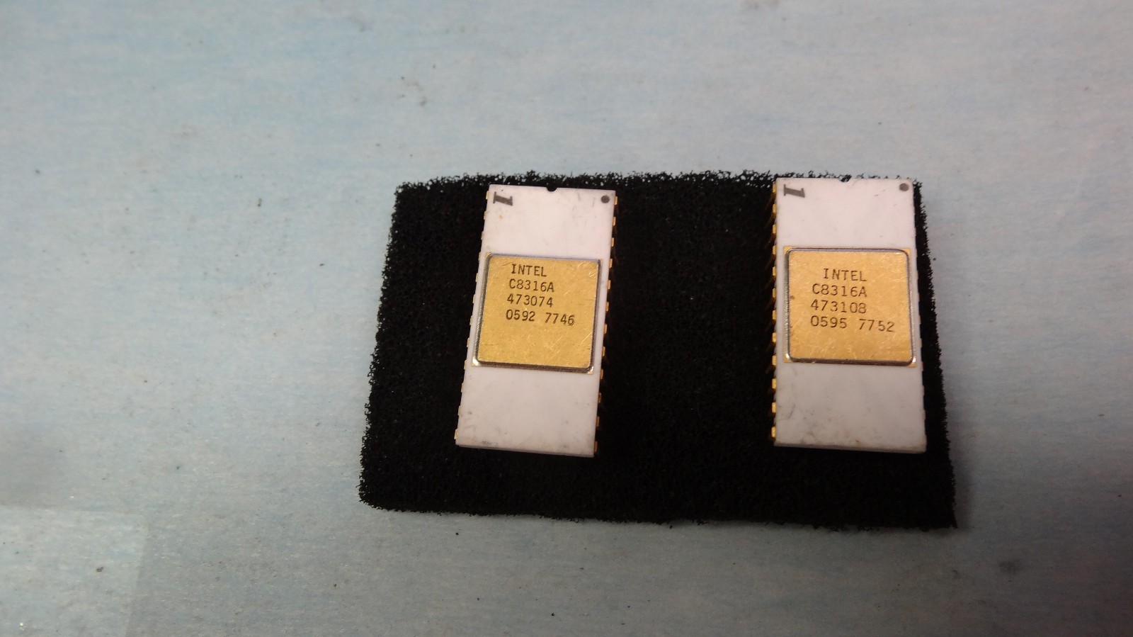 1 pc. Vintage Intel C8316A IC Gold 1977 2 available