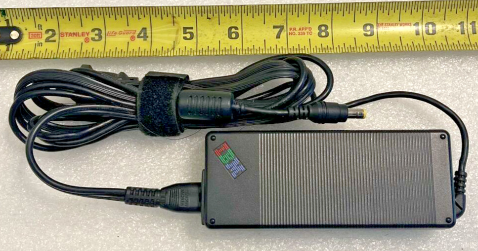 GENUINE IBM AC ADAPTER 02K6749 OUTPUT: 16V - 4.5A usa
