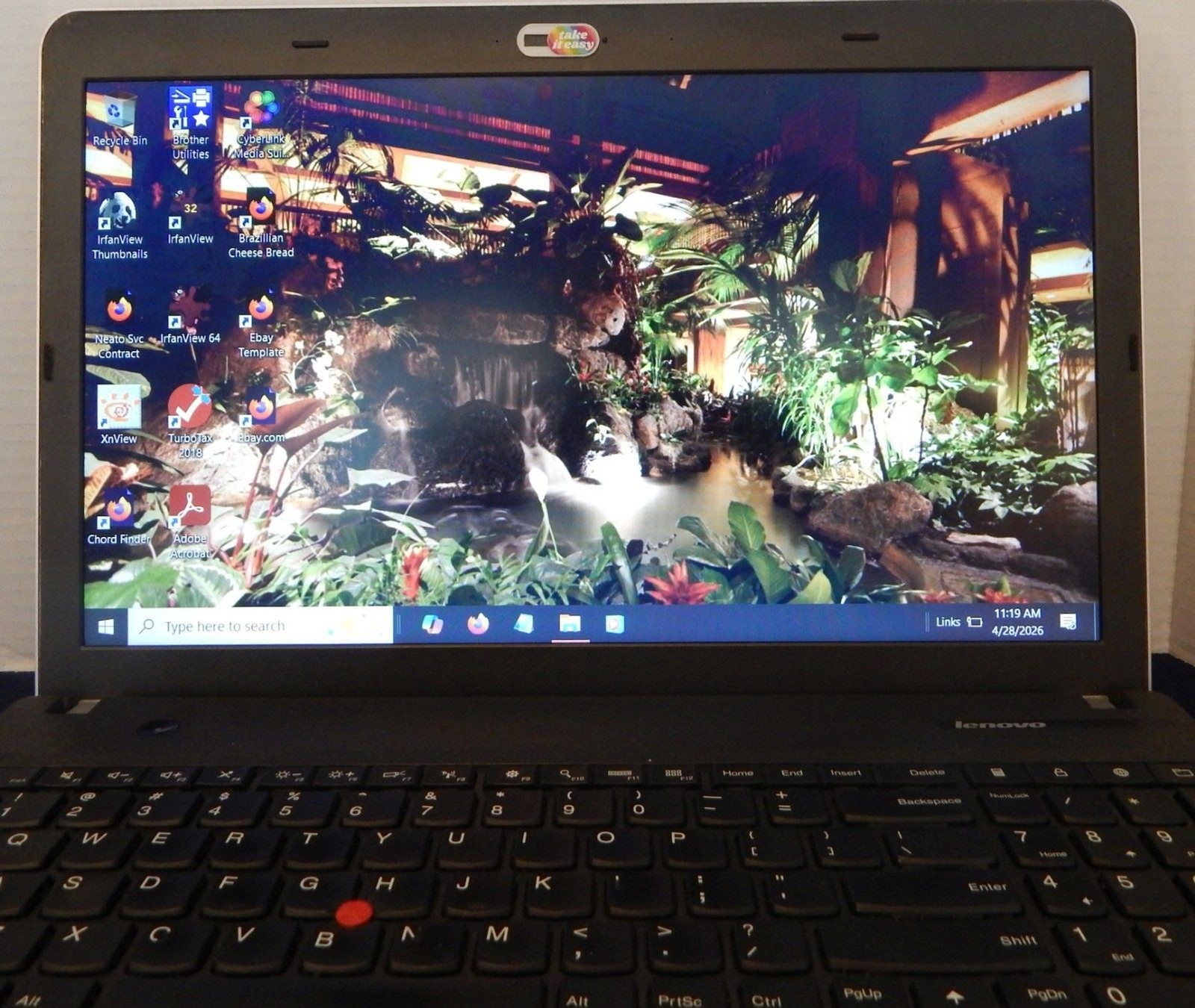 Lenovo ThinkPad Edge 68855TU Windows 8 PRO 15.6" Intel I3-312OM CPU 2.56G. Works