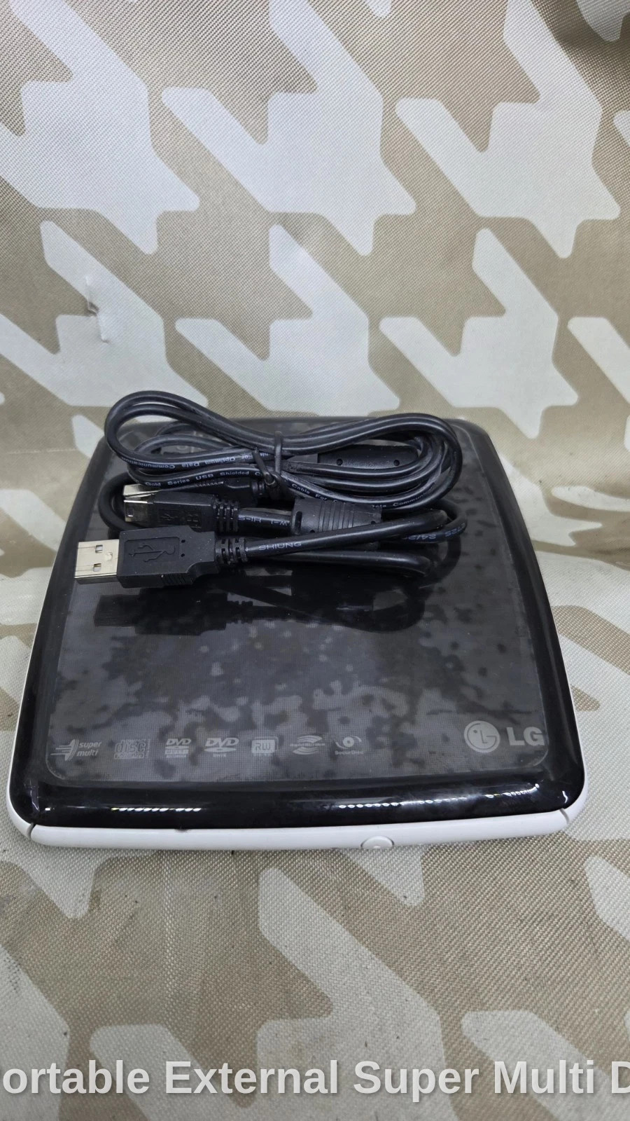 LG GP08LU11 8X Slim Portable External Super Multi DVD Rewriter for Mac PC
