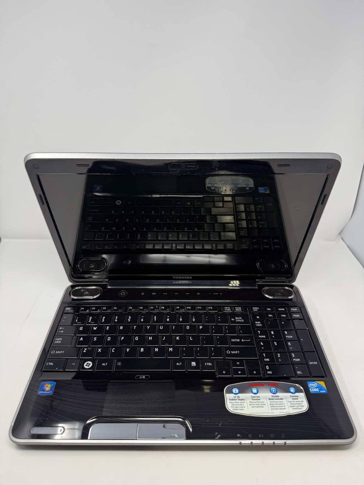 TOSHIBA Satellite A500 i3 M 330 8GB No HD None Grade A