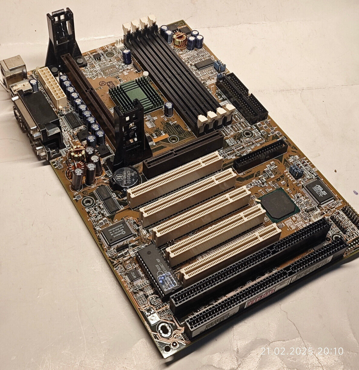 Vintage Slot 1 ATX ASUS P2B-F *Coppermine* Motherboard, CPU & 256 MB + Bonus
