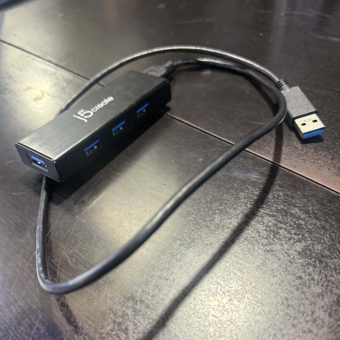 j5create 4-Port USB 3.0 Hub JUH340 1:4 Black w/ Cable