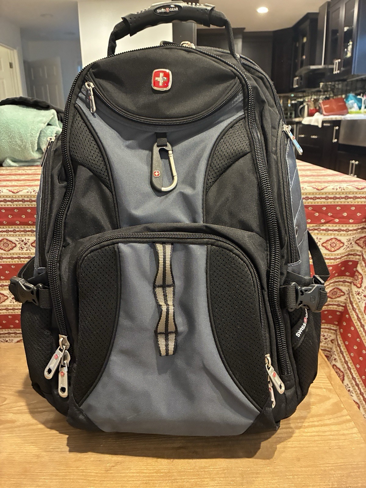 SwissGear ScanSmart Laptop Backpack TSA Friendly Black Gray Airflow New No Tags