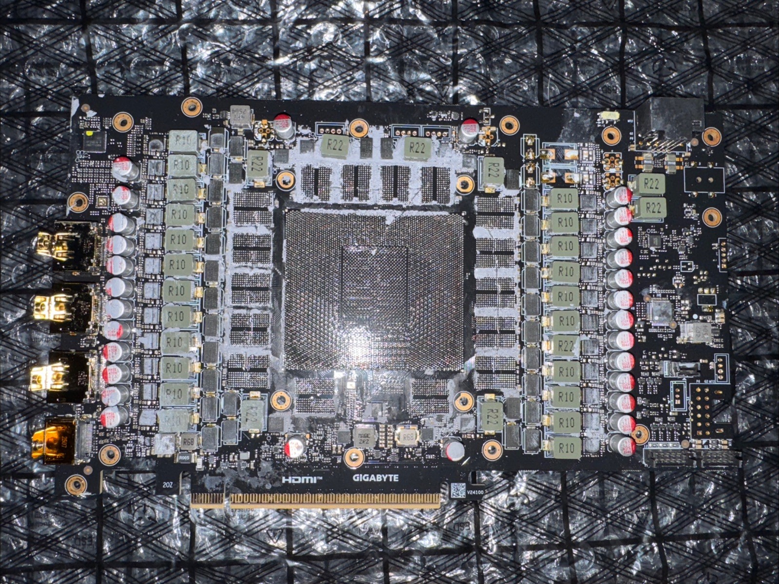 (FOR PARTS) Gigabyte GeForce RTX 5090 Gaming OC PCB Board Only No VRAM And Chip