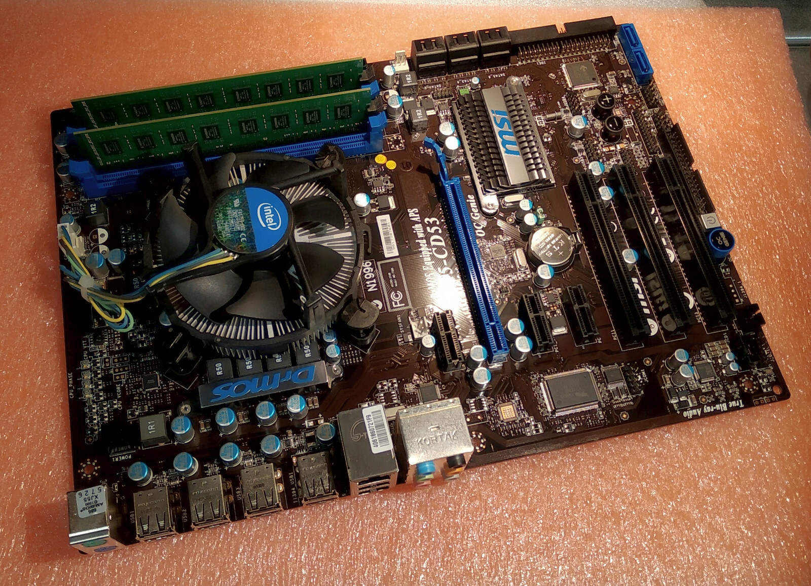 MSI P55-CD53 DrMOS [MS-7586 VER:1.1] + i5 750 + 4GB DDR3 [LGA-1156]