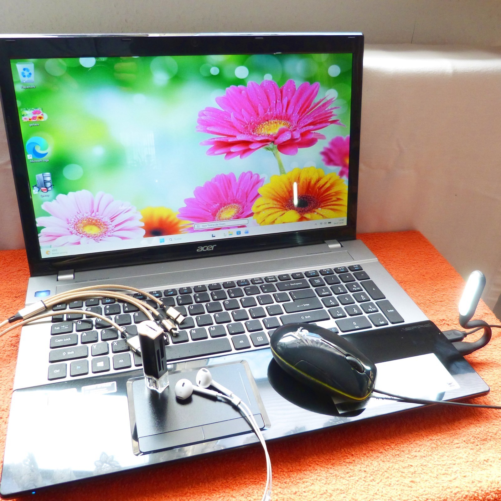 Acer V3 771 POWER 17 inch HDP l 16GB RAM NEW l 1TB SSD Windows 11 USB3 HDMI DVDR