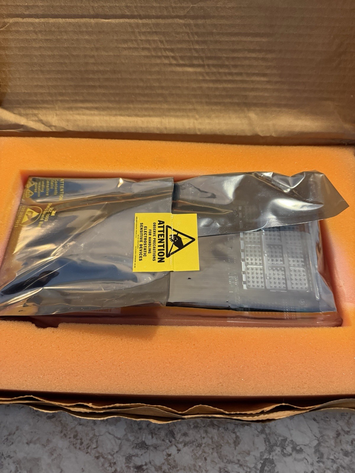 NetApp X2065A-R6 HBA SAS 4-Port Copper 3/6 GB QSFP PCIe Network Card *BRAND NEW*