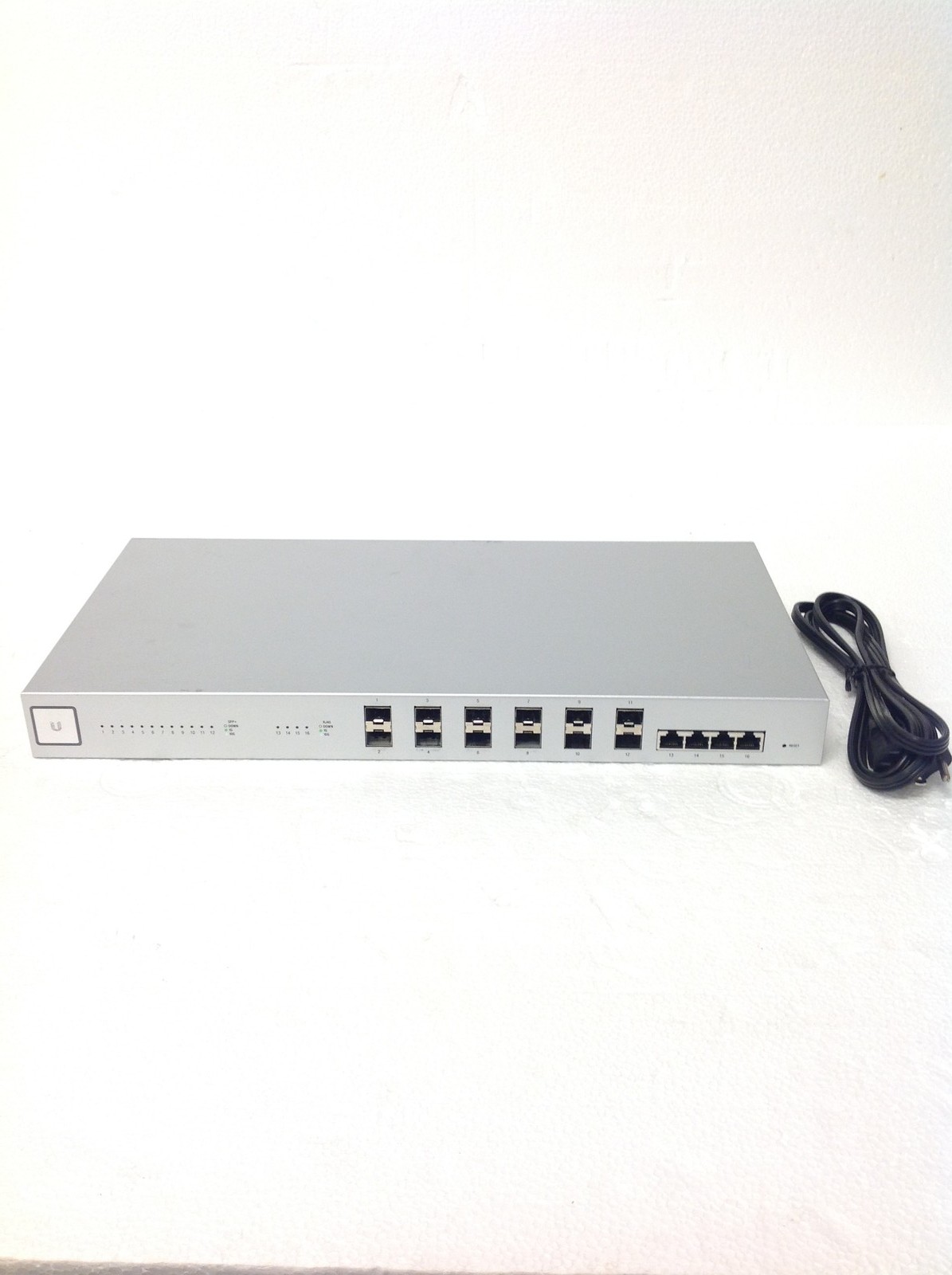 Ubiquiti Networks Unify US-16-XG 16-Port Managed Aggregation Switch, 