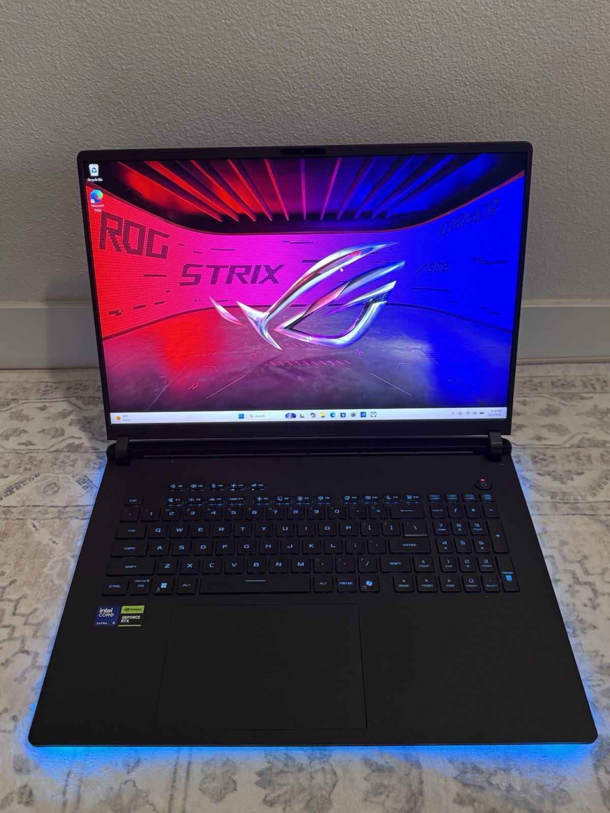 Asus ROG Strix Scar 18 240Hz (Core Ultra 9 275HX 32GB/2TB SSD RTX 5090) Laptop