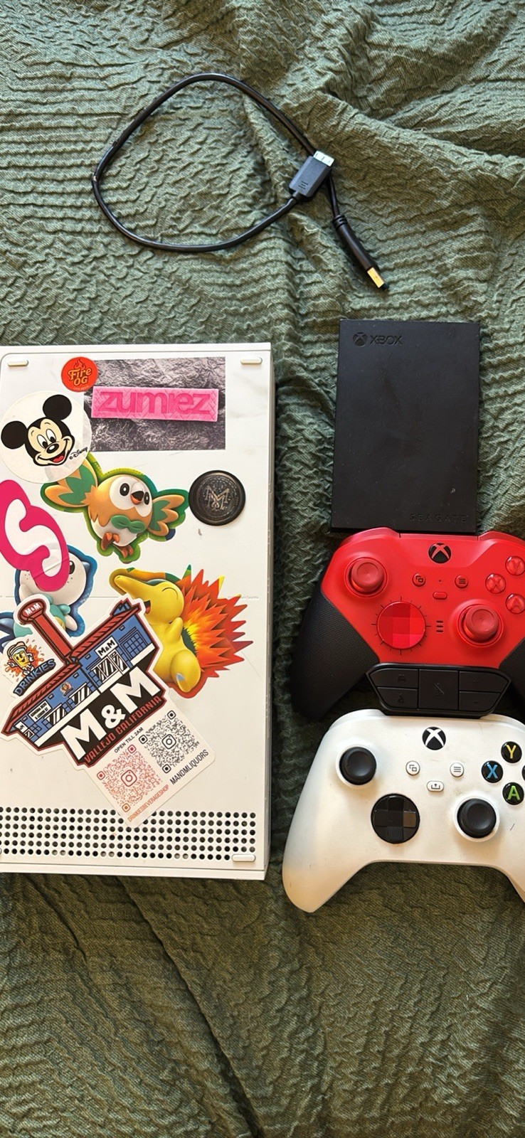 Xbox series s 500 gb bundle with elite controller and 2tb storage