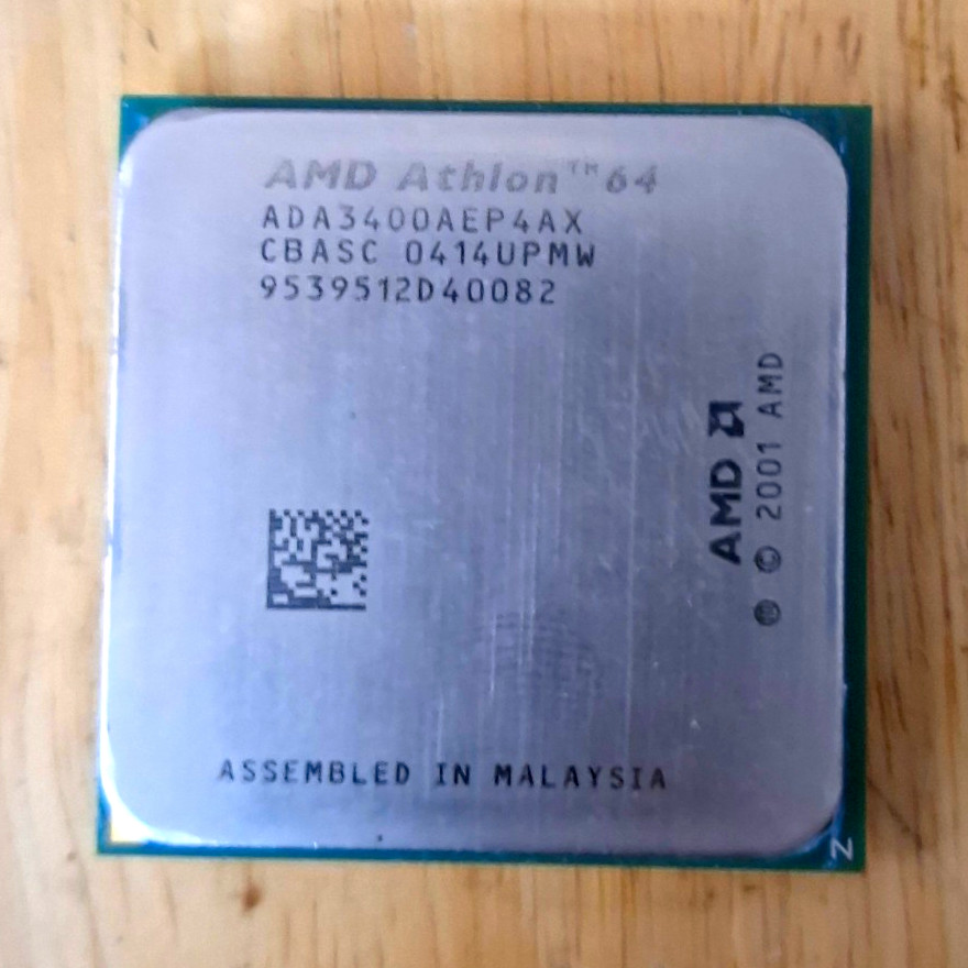 AMD Athlon 64 3400+ Socket 754 Or 939 2.4GHz CPU Lot of 2 ADA3400AEP4AX/DAA4BY