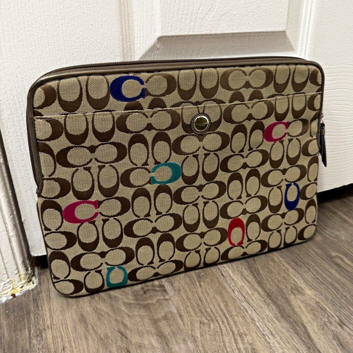 Coach Signature C Logo Canvas Monogram Zipper Laptop Sleeve Case 14in Brown