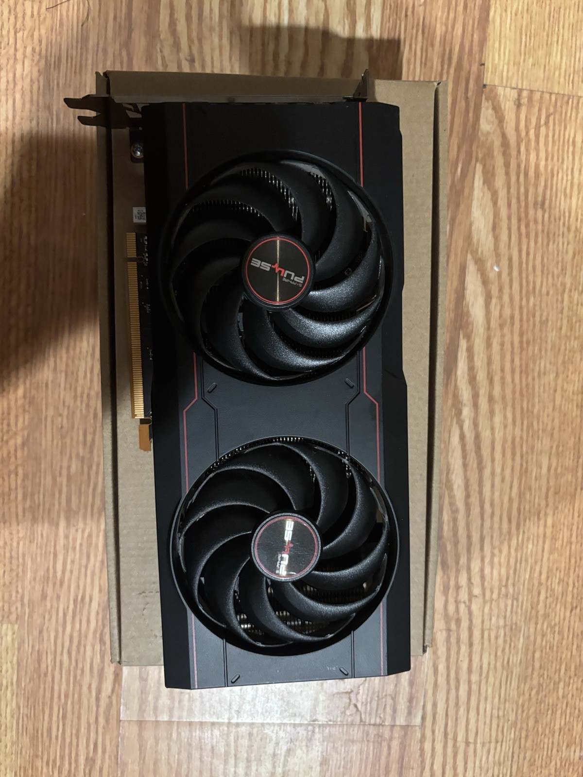 SAPPHIRE PULSE AMD Radeon RX 6600 XT 8GB GDDR6 HDMI DisplayPort