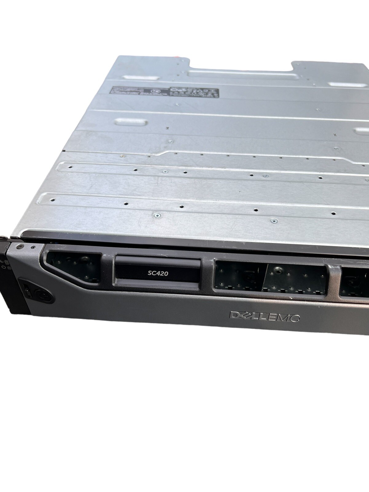 Dell EMC 19" Disk Array Storage Center SC420 DC SAS 12G 24x SFF - 0J6V29