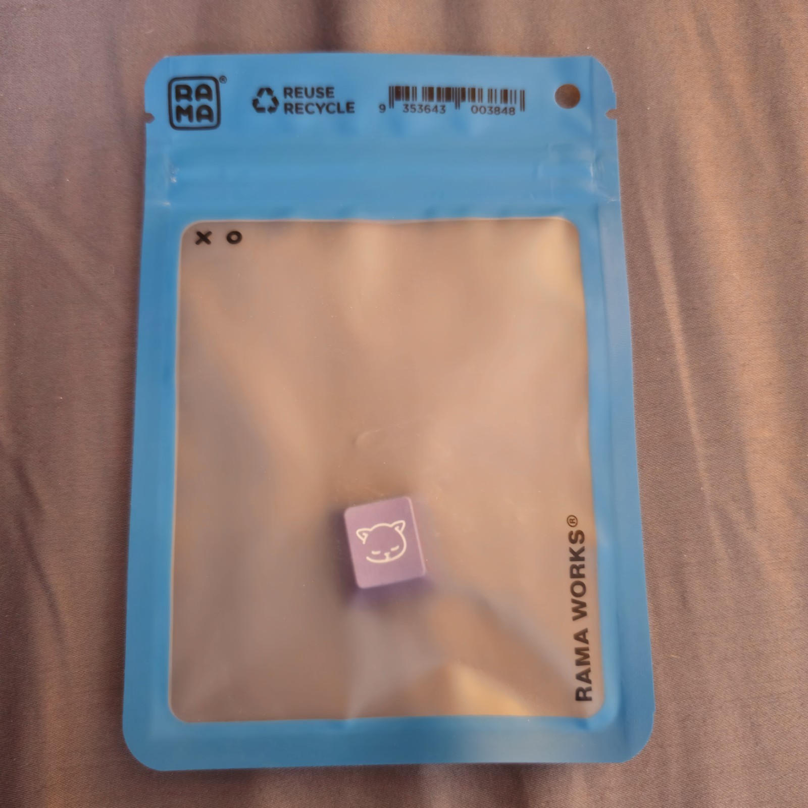 Rama Works x GMK Blurple- aluminum artisan- never used (blurple version)