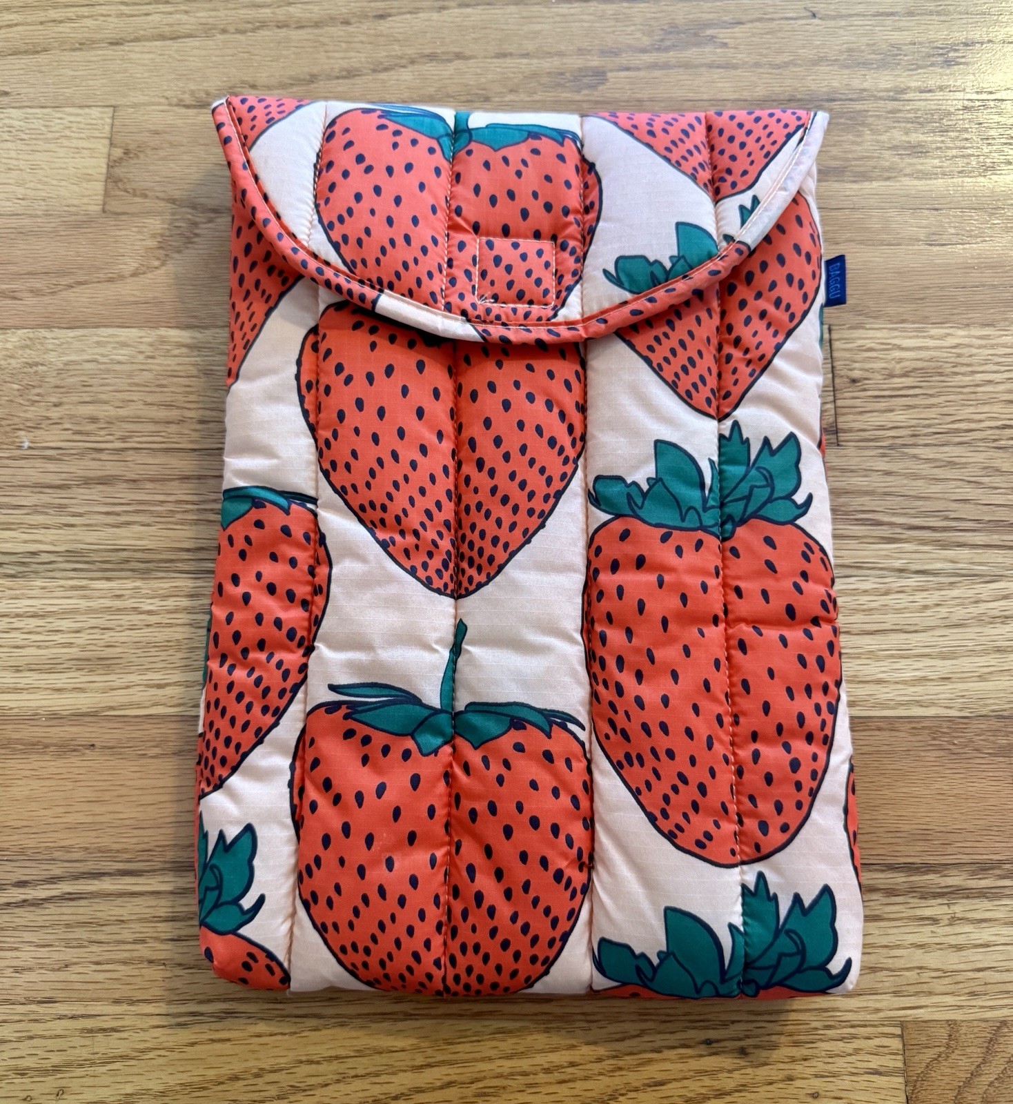 Baggu Puffy Laptop Tablet Sleeve Strawberry Print Padded Case Cover Quilted