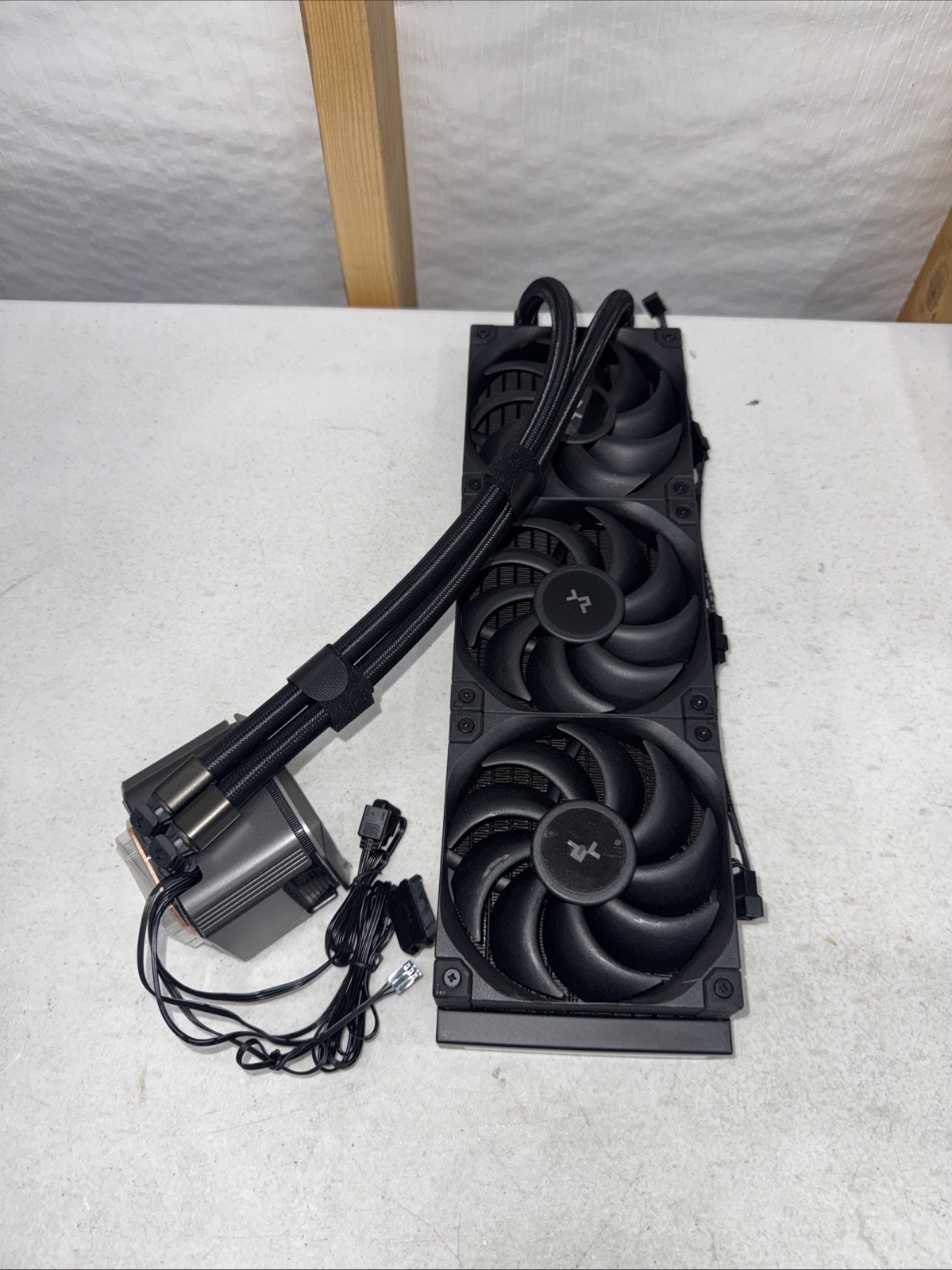 DeepCool Mystique 360 5th Generation 360mm Liquid Cooler With LCD (Lightly Used)