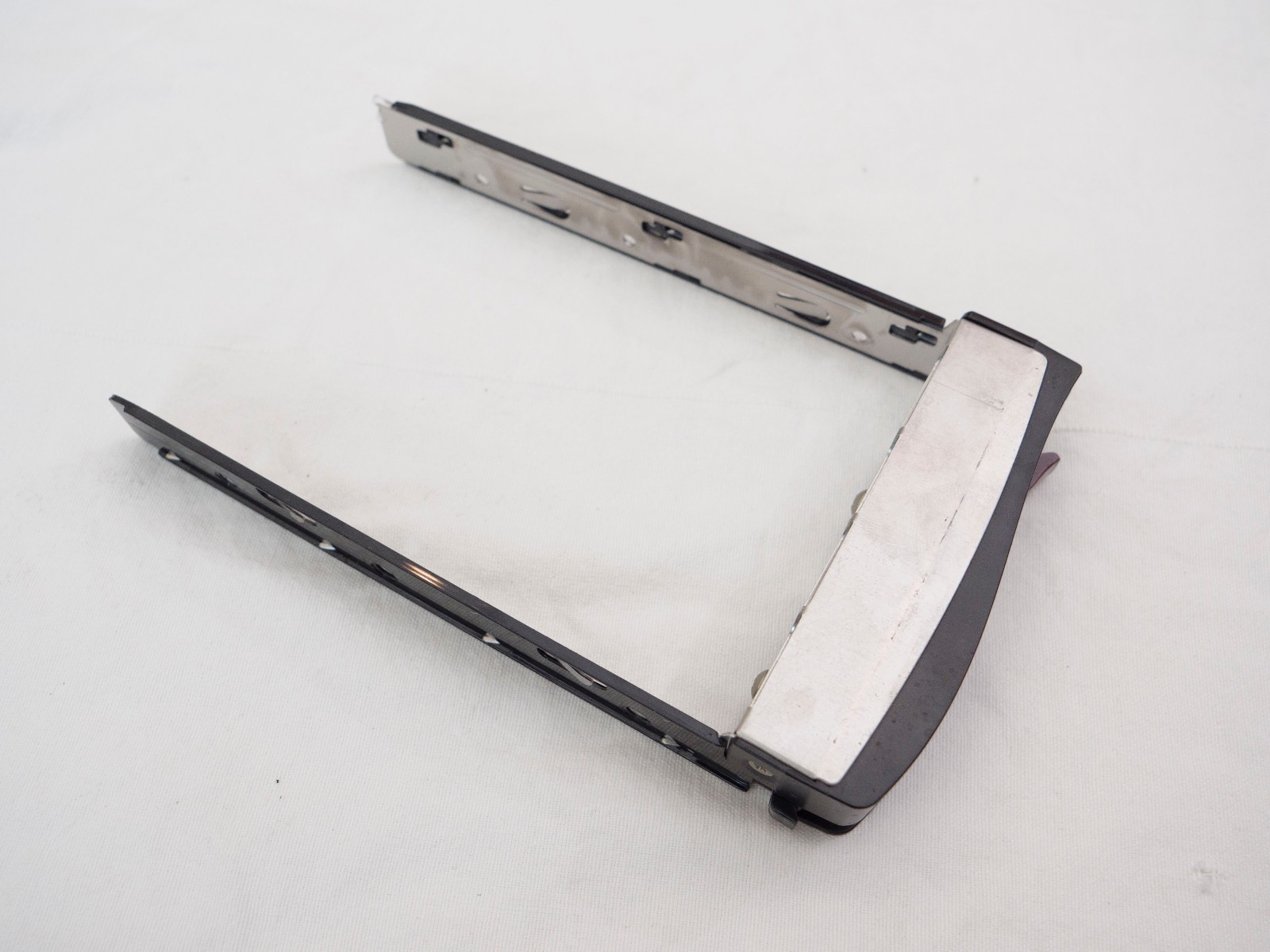 1x Supermicro 01-SC93301-XX00C003 3.5” SAS/SATA Drive Tray