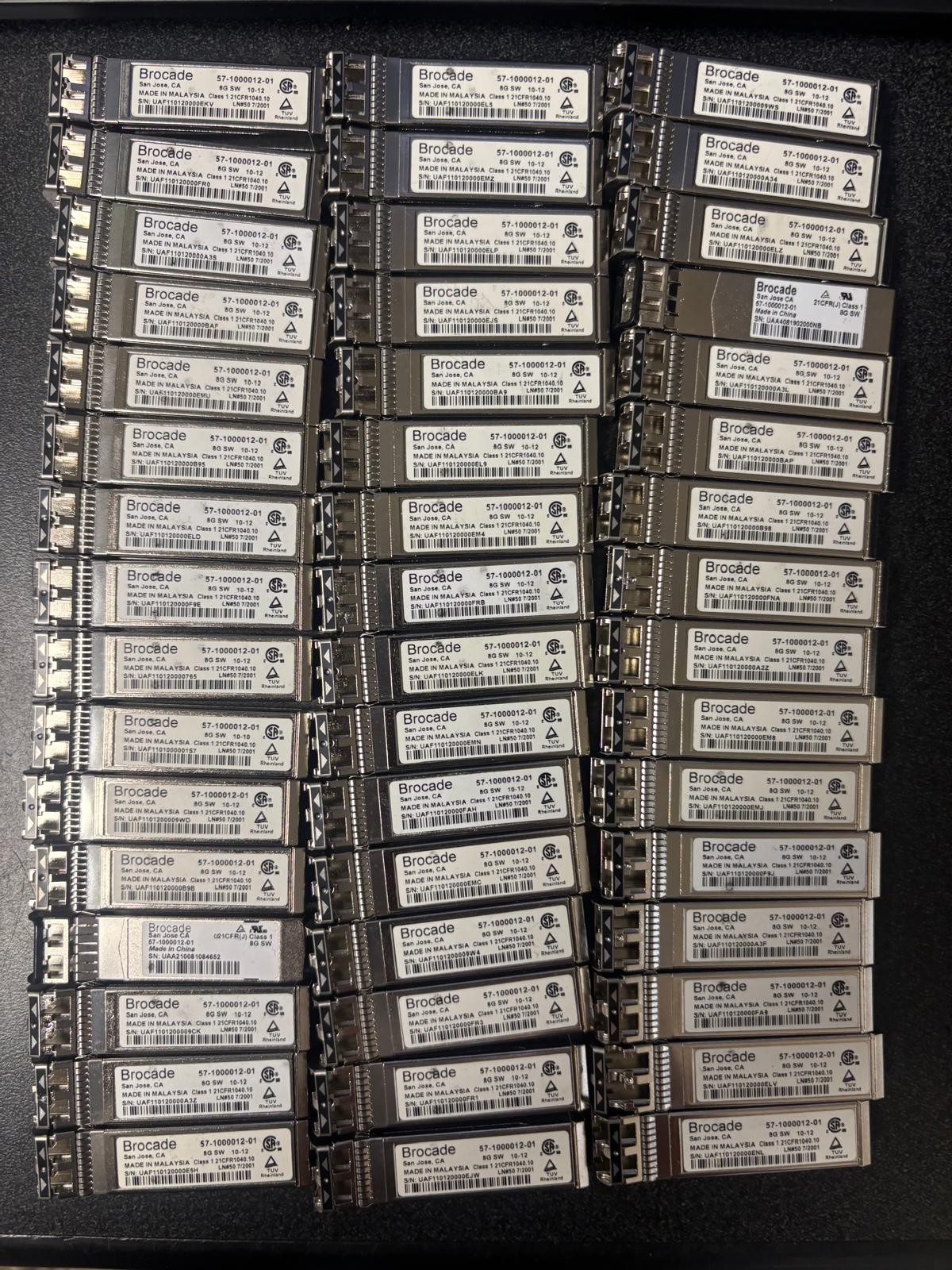Lot of 48 Brocade 57-1000012-01 8G SW 850nm SFP Transceiver Modules