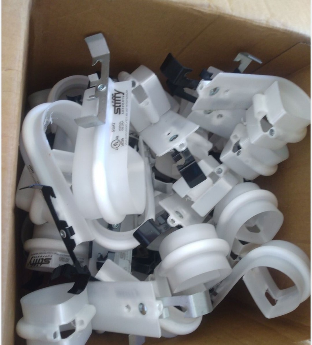 CEA-20103 Stiffy Rod Supports white clip cradle  3.5 in J Hook Qty. 60