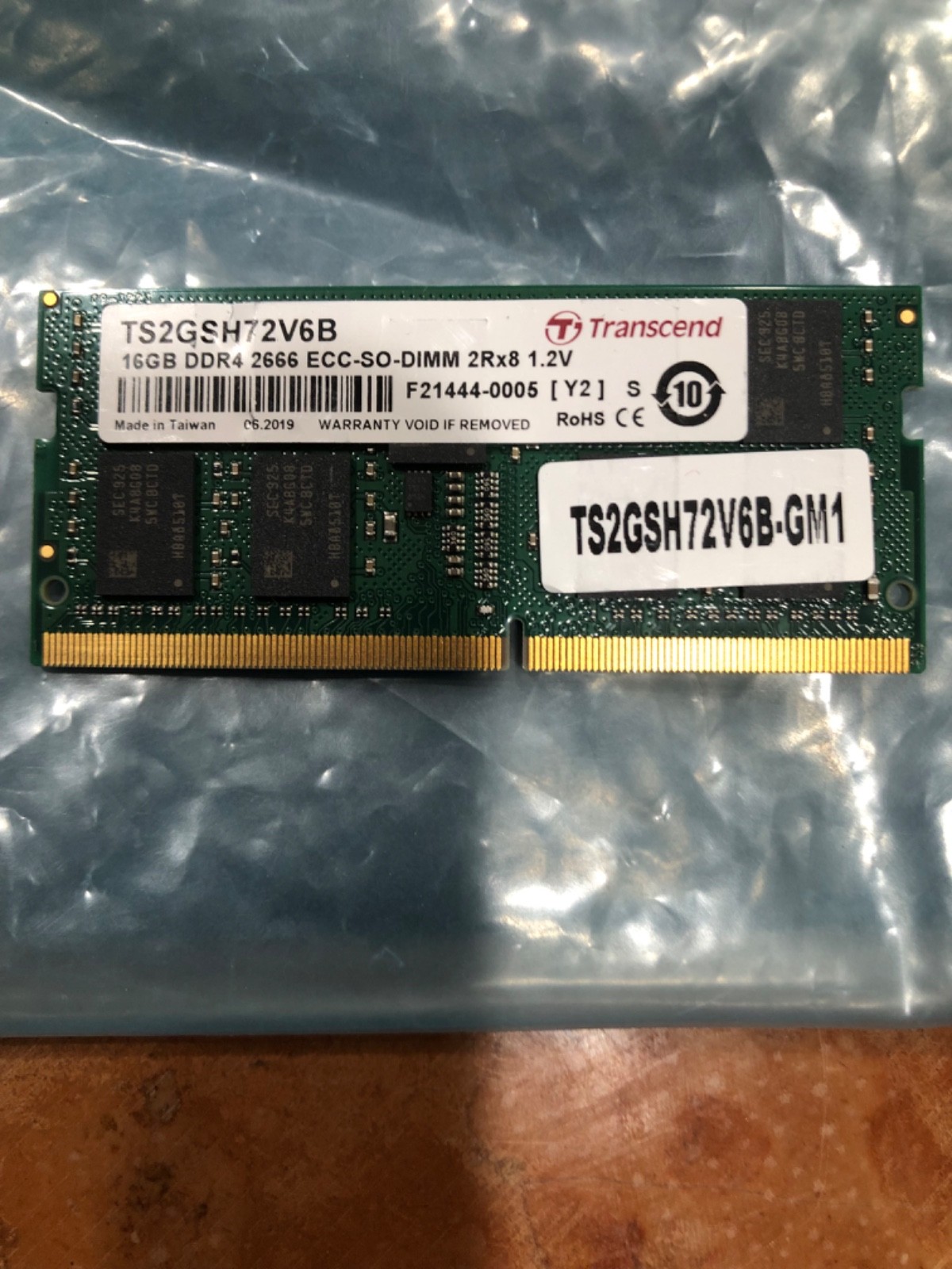Transcend TS2GSH72V6B-GM1 is a 16GB DDR4 2666MHz ECC SO-DIMM memory module