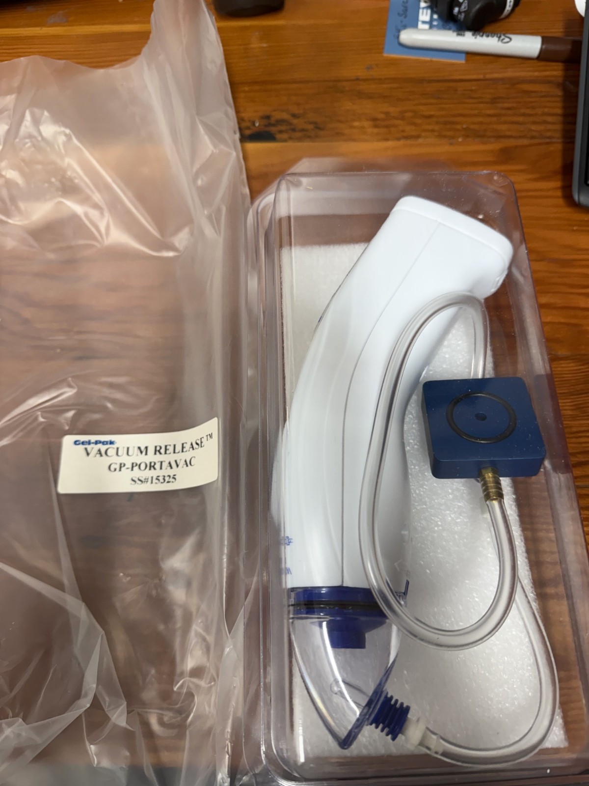 Gel-Pak GP-PortaVac Vacuum Release System Pump SS#15325 VR Tray(NEW SEALED)