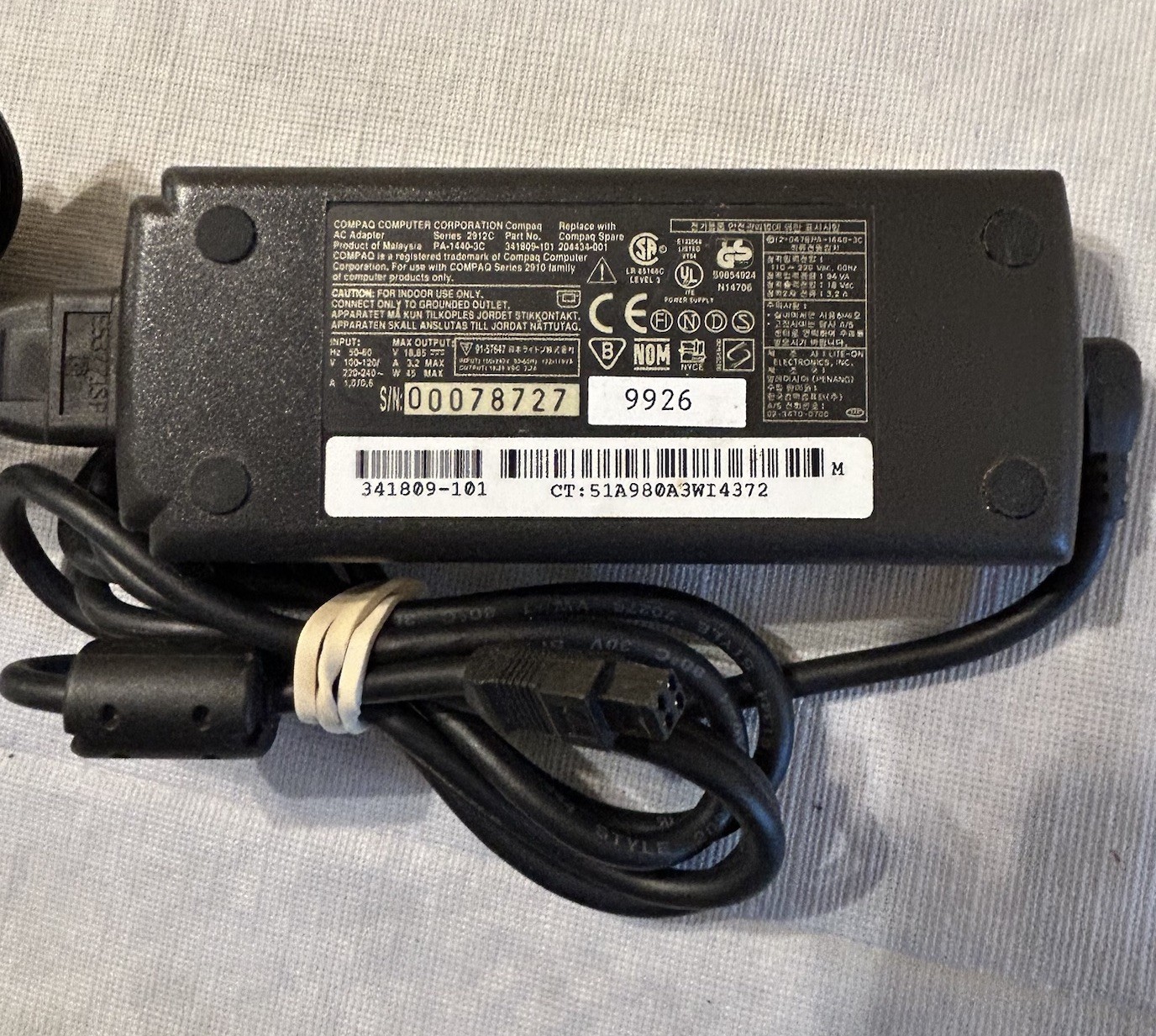 Genuine Original OEM Compaq AC Adapter Supply Power Plug PA-1440-3C 341809-101