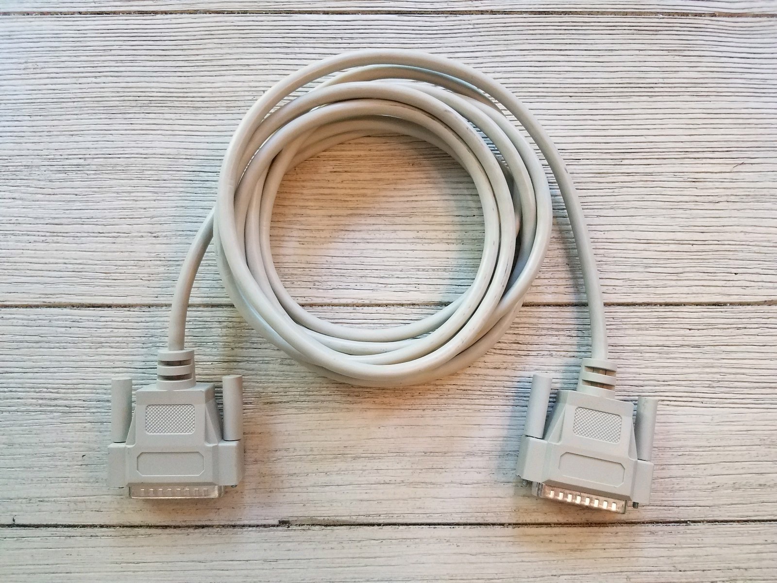 DB25 M/M Serial RS232 Cable, Beige (10 Feet, 3.04 Meters)