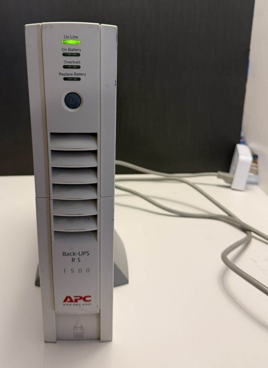 APC Back-UPS RS 1500 - BR1500. No Batteries Included. Come with Stand Included