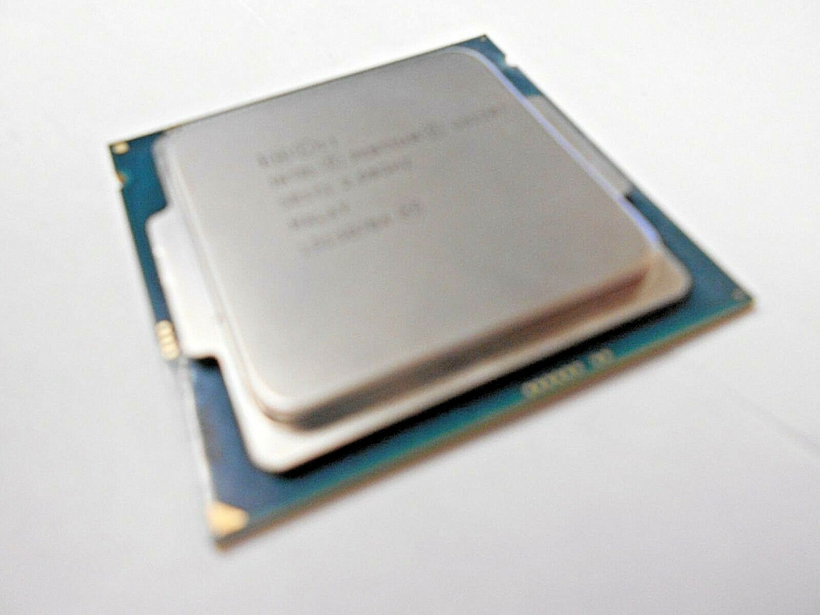 Intel Pentium G3220T SR1CL 2.60GHz Dual Core CPU / Processor Socket LGA1150 USA