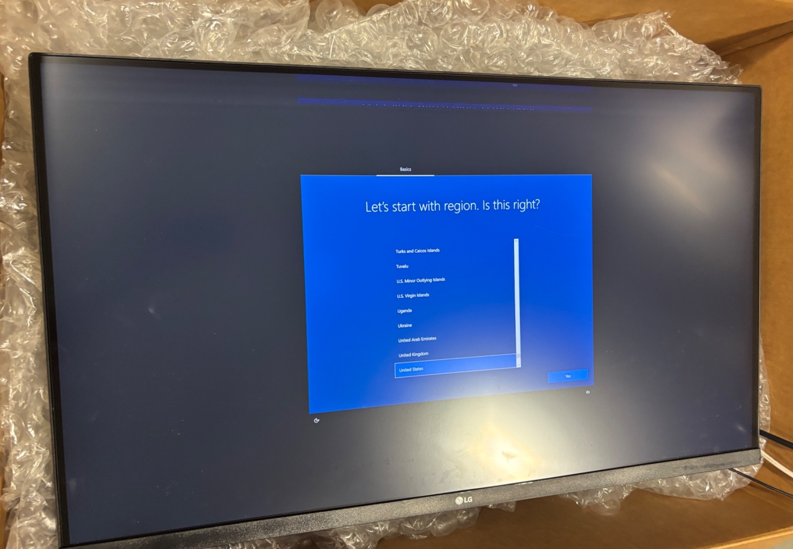 LG UltraFine Ergo 32” 4K UHD Monitor - 32UN880 HORIZONTAL LINES (#452) PARTS