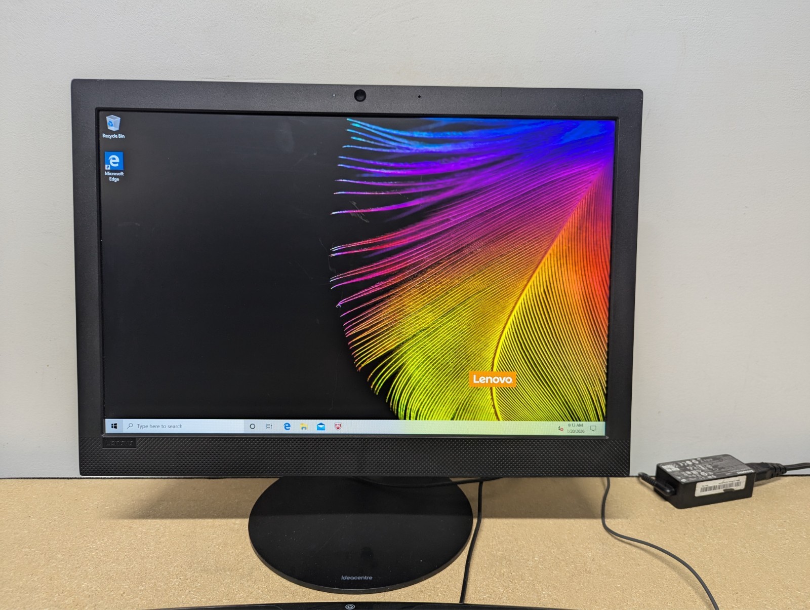 Lenovo All-in-One AIO 330 IdeaCentre 19.5" LCD AMD E2-9000 4GB RAM 500gb HDD W10