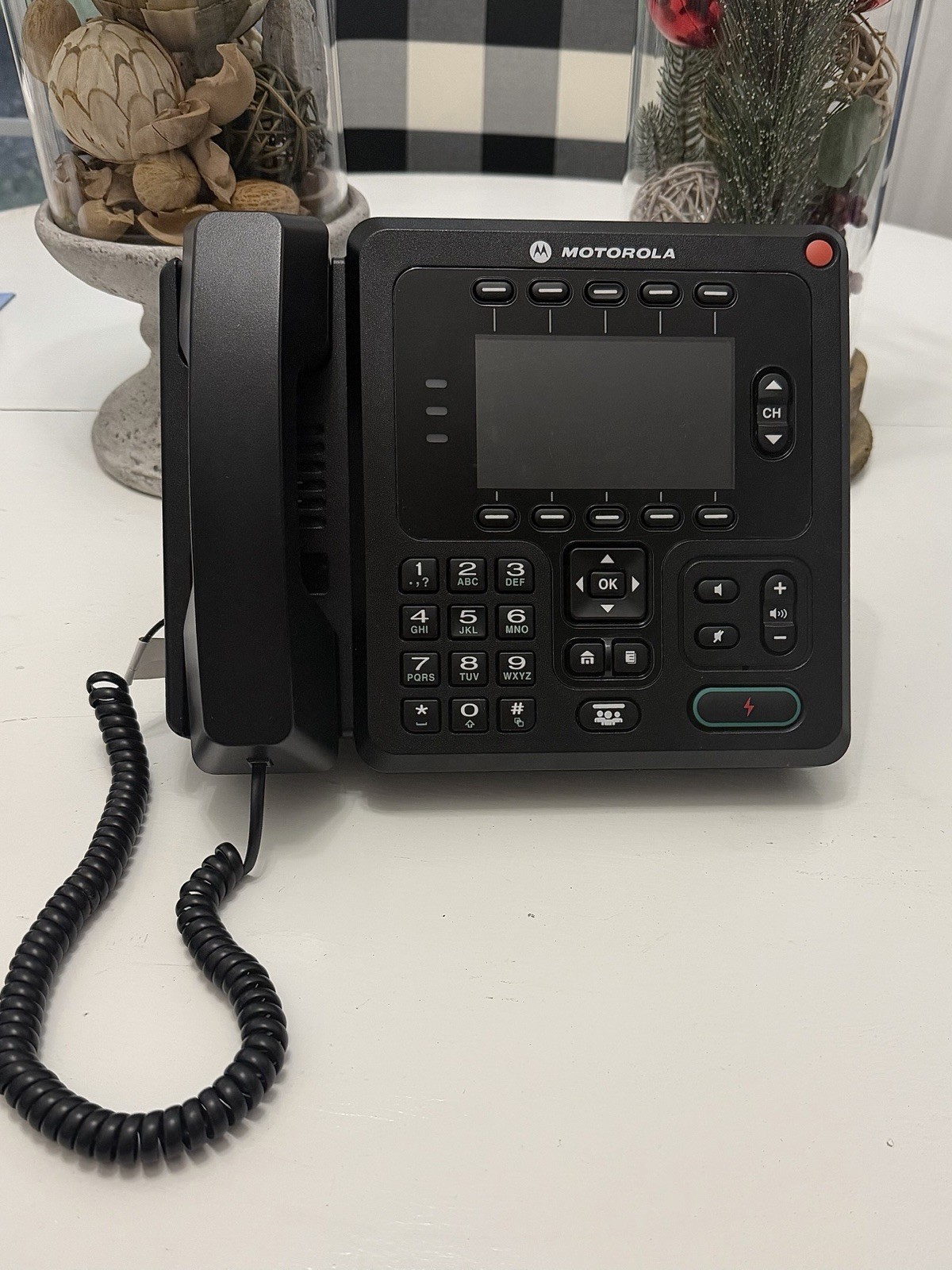 Motorola MCD 5000 Deskset F2380A Office Phone with Stand - Tested and Working