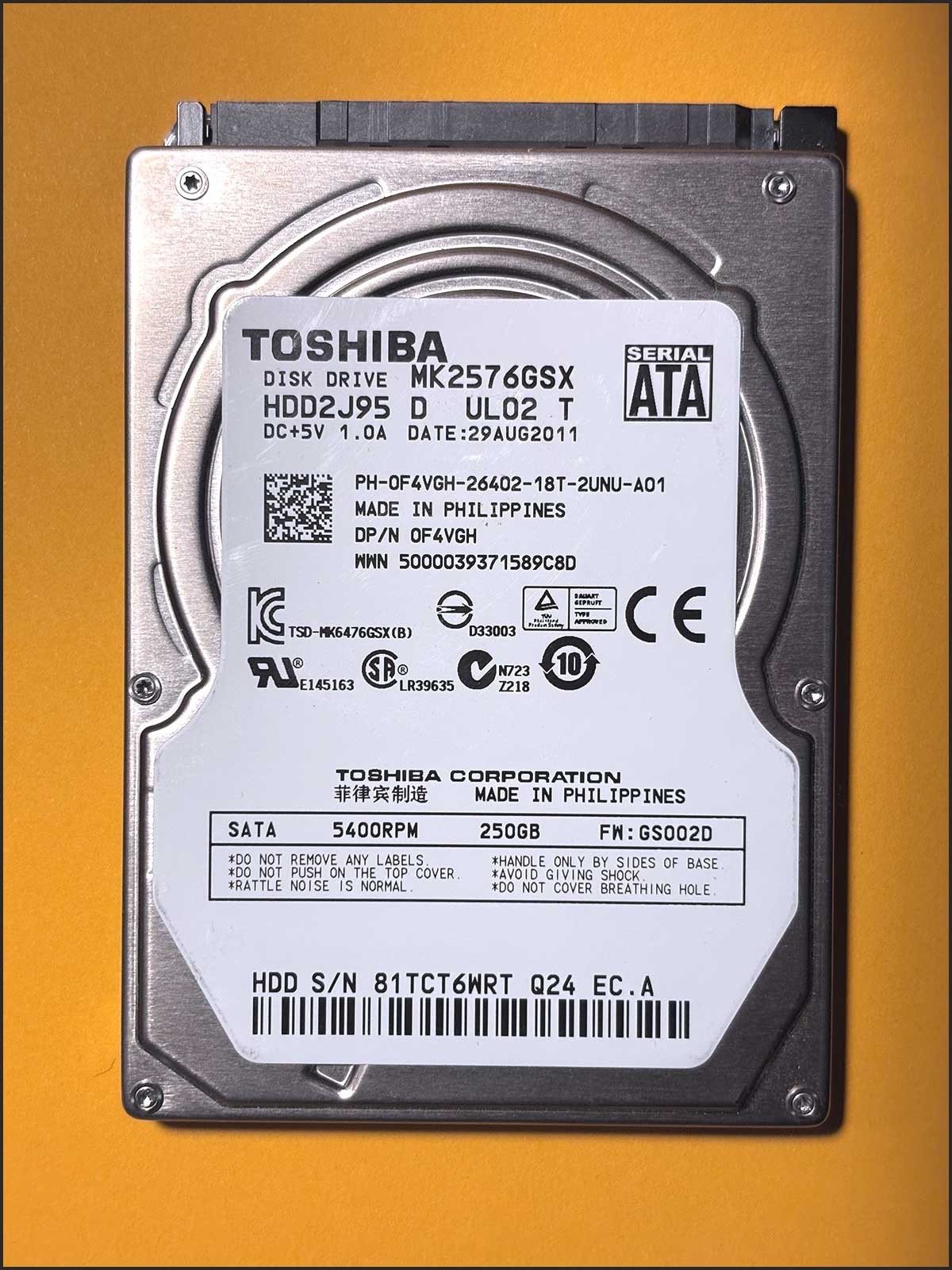 Toshiba MK2576GSX 250GB SATA 300 5400RPM Hard Drive Disk — Tested Working