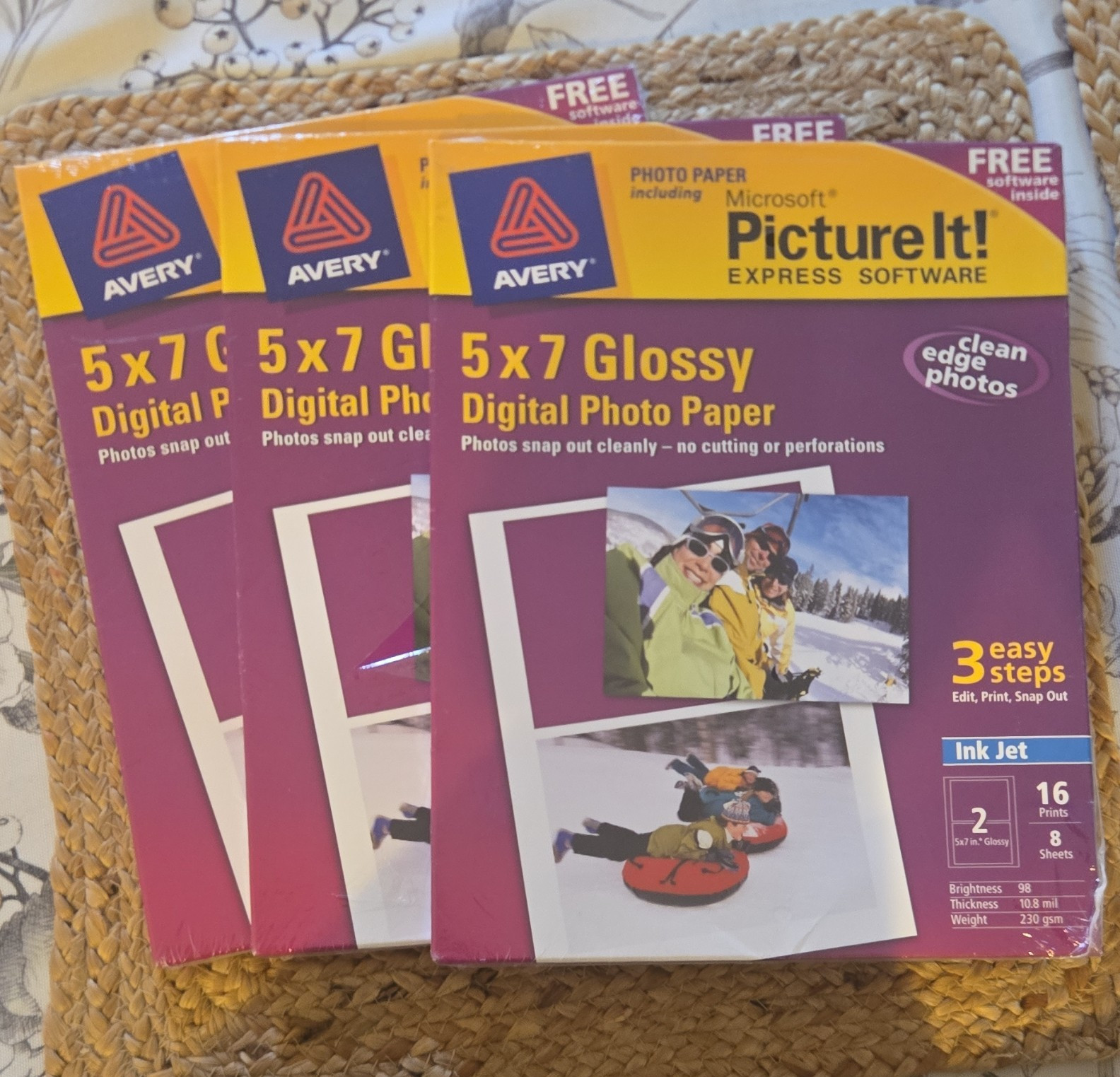 Avery 5x7 Glossy Photo Paper 230gsm for Inkjet + PictureIt Express