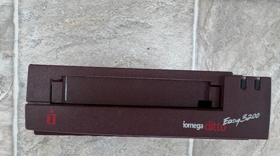 Iomega Ditto Easy 3200 Tape Drive Untested For Parts Only Vintage Backup, free s