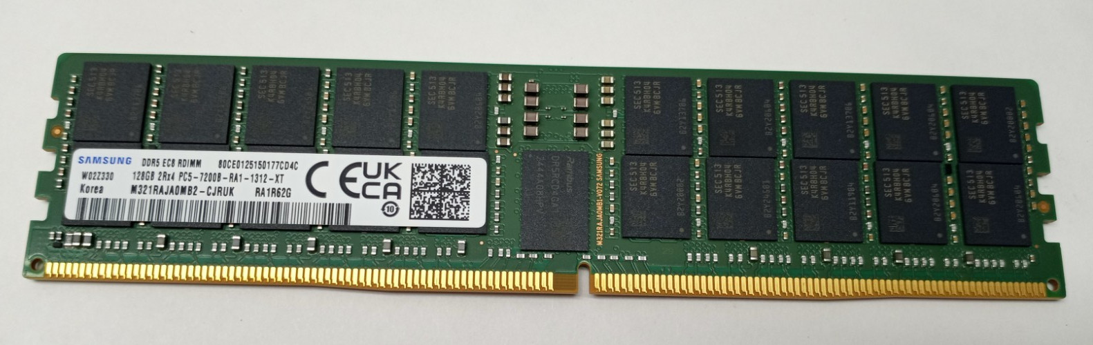 Samsung 128GB 2Rx4 PC5-7200B-RA1-1312-XT DDR5 EC8 RDIMM Server RAM KD335