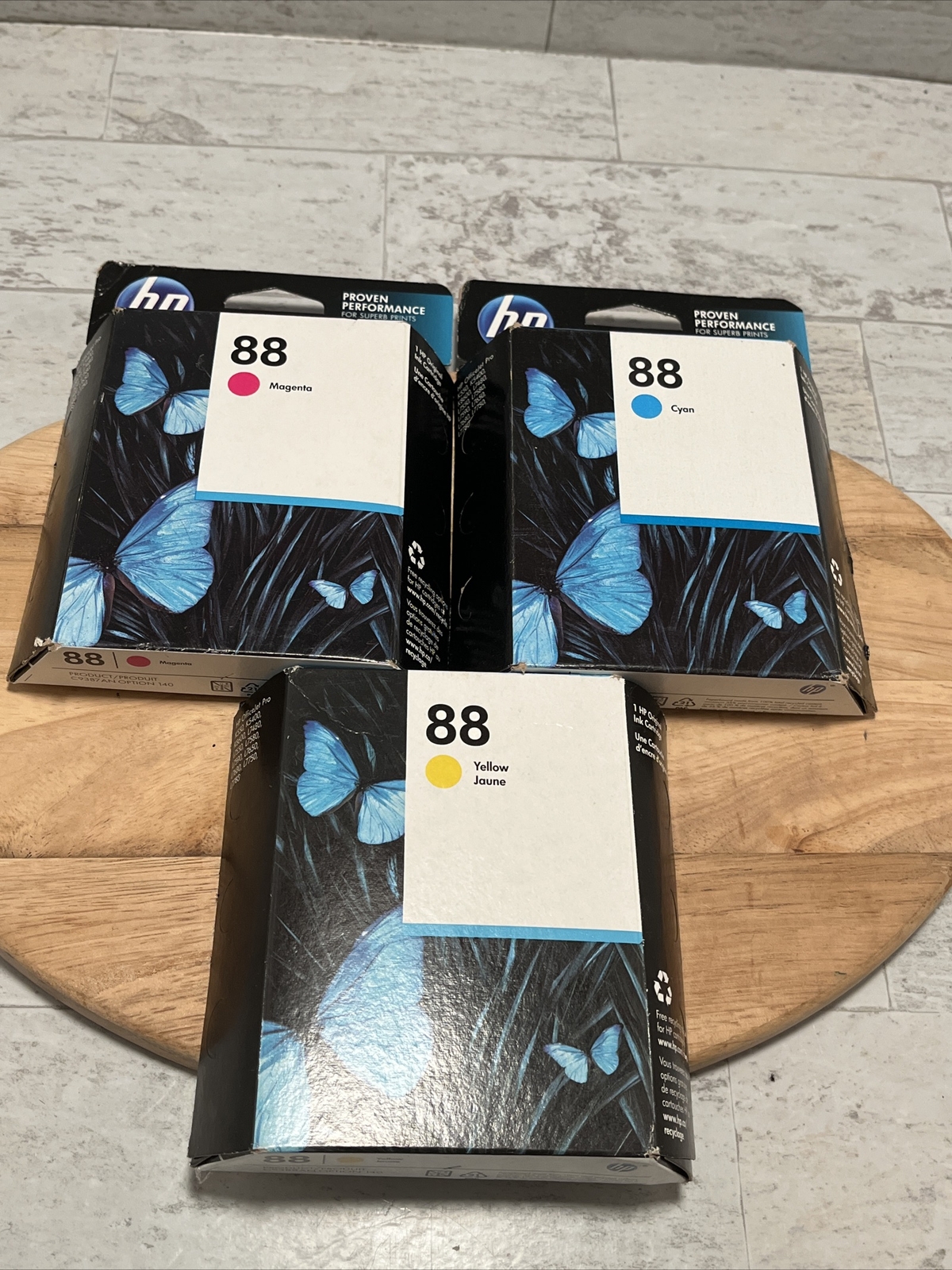 Lot of 3 Genuine Sealed HP 88 Color Ink Cartridges 2019-20 Cyan Magenta Yellow