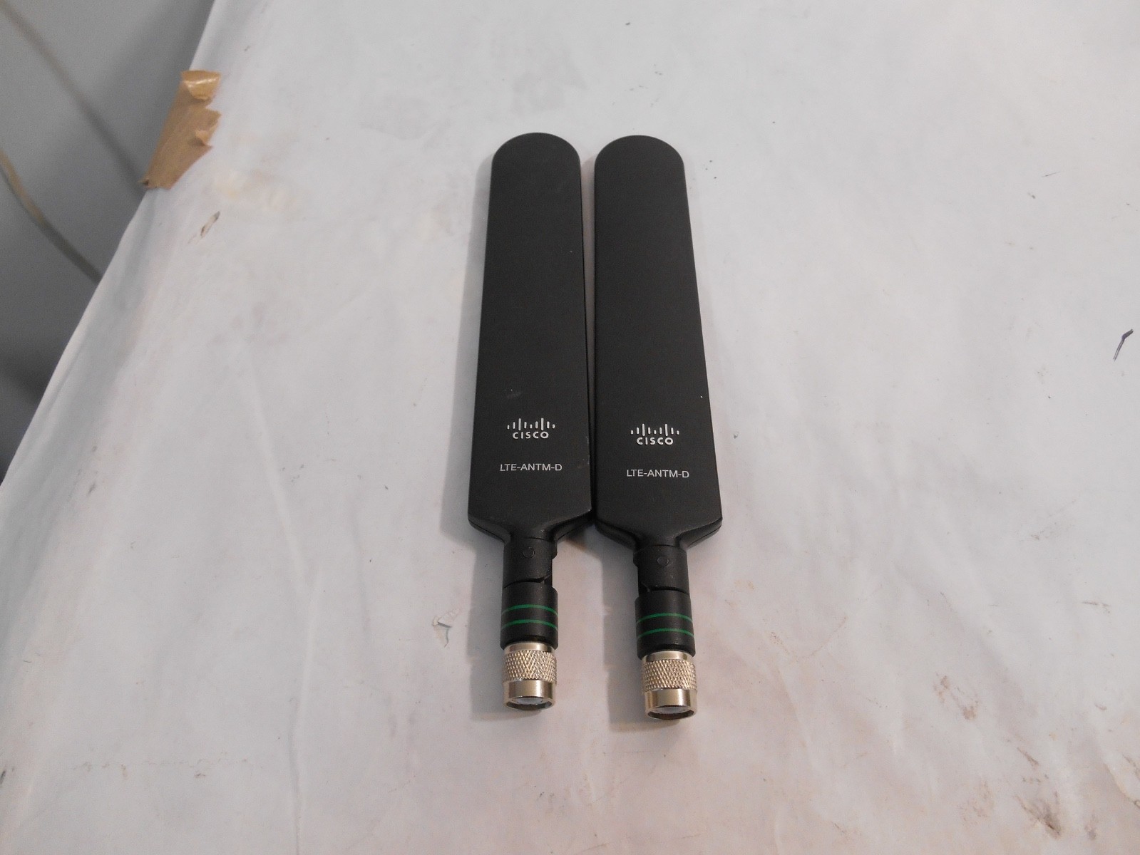 Cisco LTE-ANTM-D  w/TNC Male Connector 5G/4G  (LTE lot of 2)