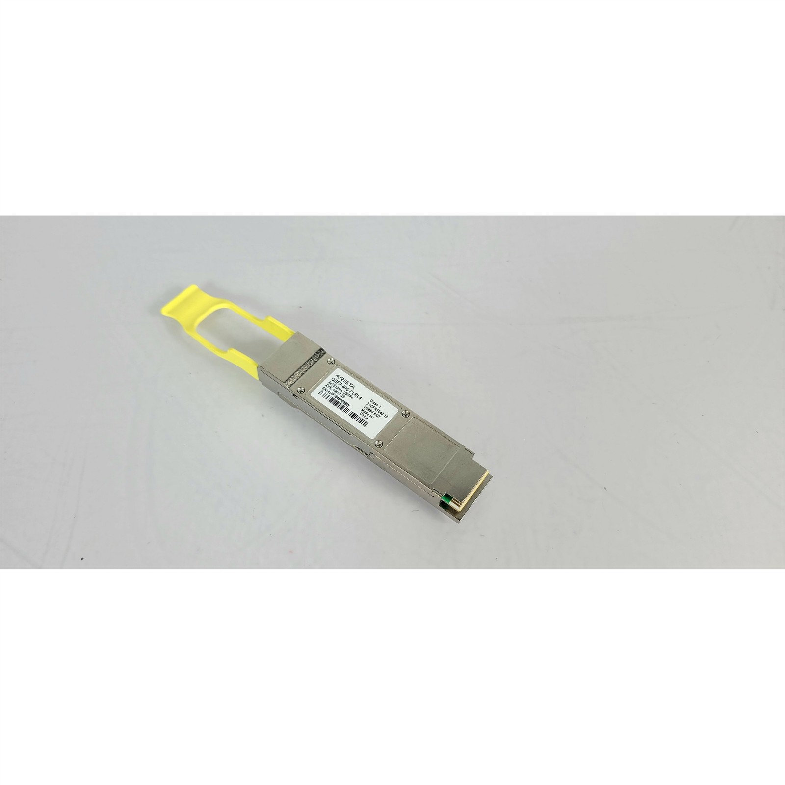 Arista QSFP-40G-PLRL4 40G QSFP+ transceiver, up to 1km over parallel single-mode