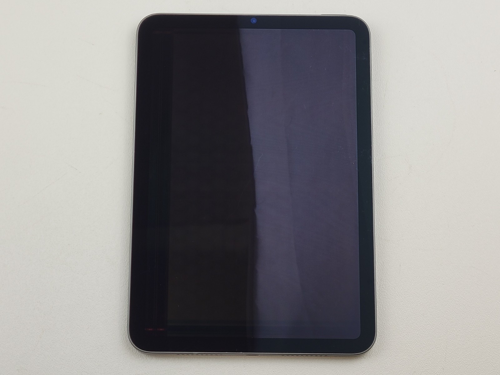 Apple iPad mini (6th Gen.) (A2567) 64GB (Wi-Fi Only) 8.3" - *DAMAGED* - H8711