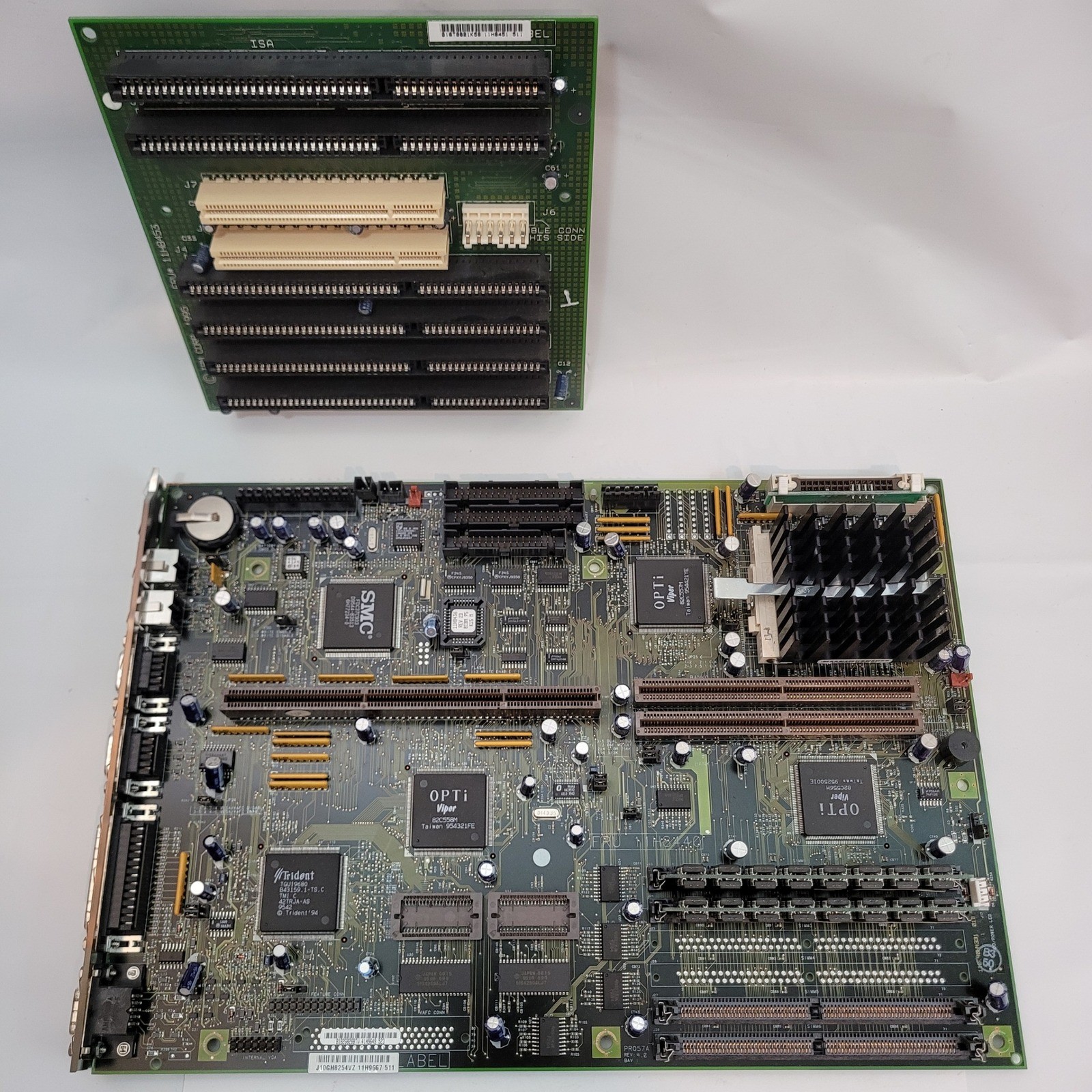 IBM PC 300 Motherboard 11H9667 OPTi Viper Trident VGA with ISA PCI Riser Card