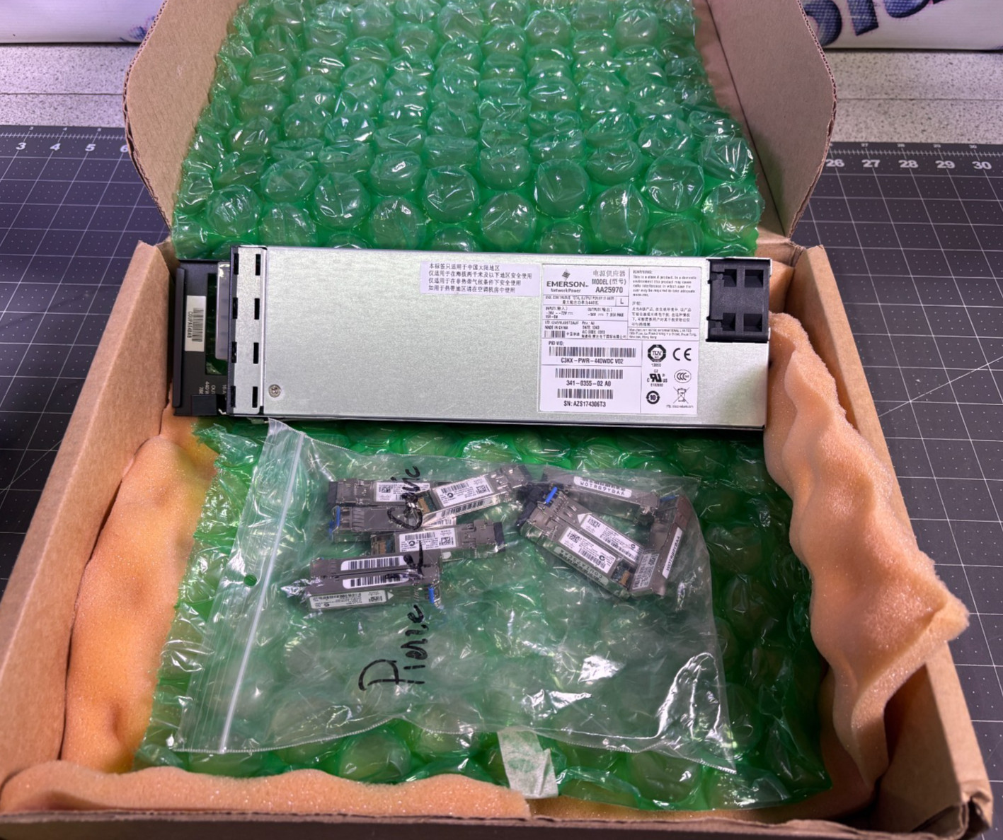 NEW/Sealed Cisco C3KX-PWR-440WDC V02 Power Supply, Emerson Network Power AA25970