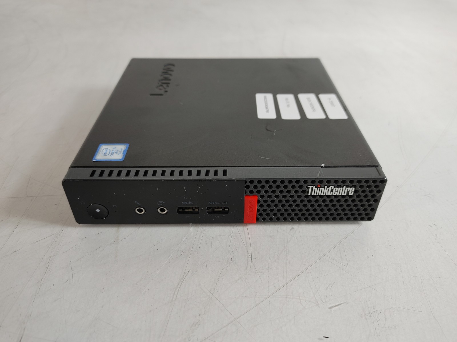 Lenovo ThinkCentre M910q Tiny Core i5-7500T 2.70 GHz 8 GB DDR4 No HDD