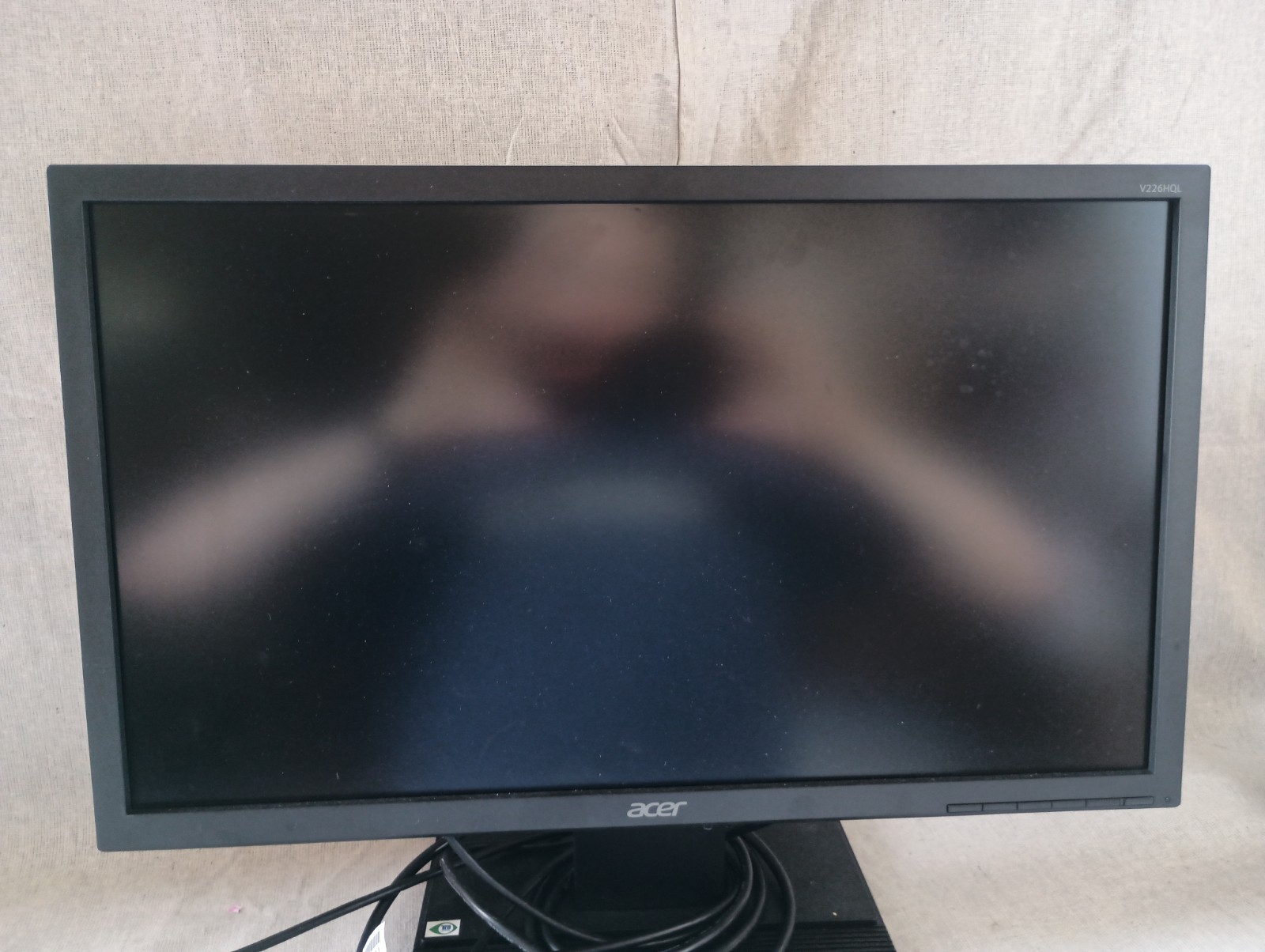 Acer V226HQL Professional 22" Widescreen LCD Monitor