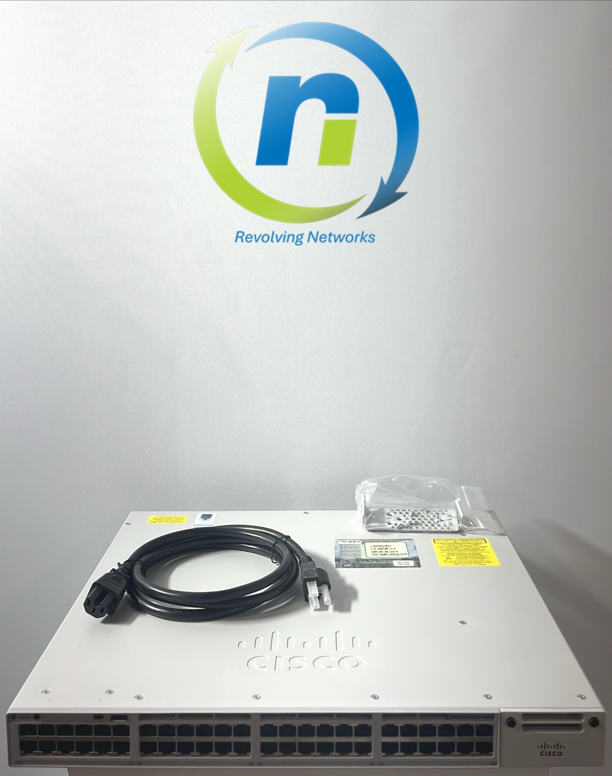 Cisco Meraki Catalyst C9300-48P-M 48-Port GbE PoE+ Switch Unclaimed.  1YR. Wrnty